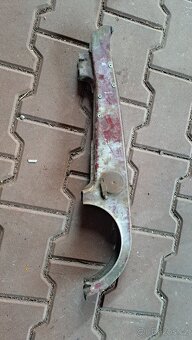 Kryt řetězu jawa - 2