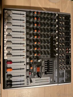 Behringer XENYX X 1222 USB - 2