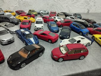 Modely autíček 1/43 - 2