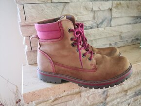 Skoro nové podzimní / zimní boty nad kotníky LASOCKI v. 35 - 2