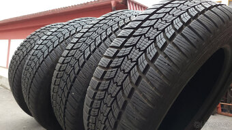 Téměř nejeté zimní pneu Debica 215/50/17, sada - 2