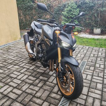 2025 Honda CB 1000 Hornet SP - 2