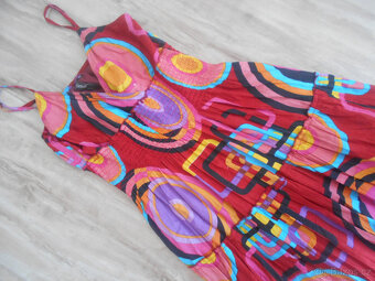 LETNÍ DLOUHÉ ŠATY VEL. M - 2