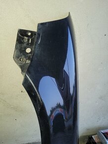 Blatník Passat B5.5 Černá - 2