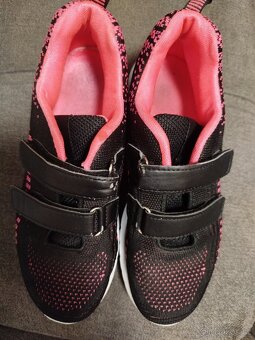 Prodám dětské tenisky - 2