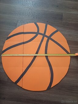 Dekorace na zeď míč - 2