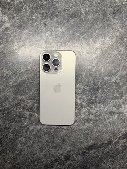 Apple iPhone 15 pro Titan Kondice 88% - 2