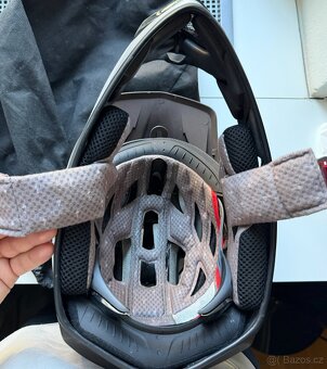 Integrální přilba SPECIALIZED Deviant - 2