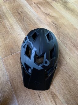 Helma na kolo 7DP - 2