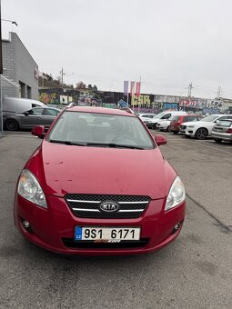 Kia cee'd kombi, benzín, manuální - 2