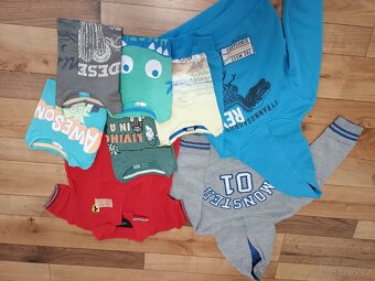 Oblečení kluk 110 - 2