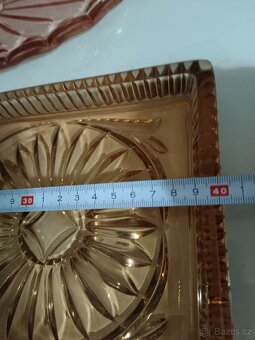 Starý skleněný tác - 2