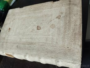 starožitná kniha rok 1733 - 2