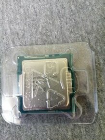 Intel Core i7-4790 - 2