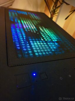 Prodám PC skříň s chladičem - 2