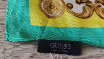Luxusni hedvabni satek guess - 2