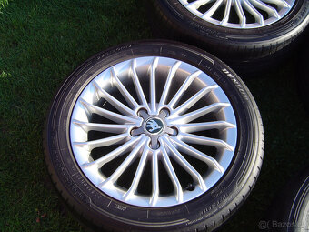 4 XLETNÍ HLINÍKOVÁ KOLA ŠKODA OCTAVIA SCOUT,YETI 225/50 R17. - 2