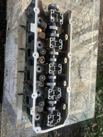 hlavy na ford motor 6,2 benzin - 2