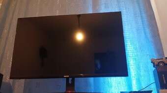 Tv.pc monitor full HD 82cm 32 palců - 2