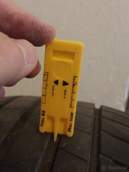 Letní pneu Bridgestone Turanza T005 185/60/r15 5mm (4817) - 2