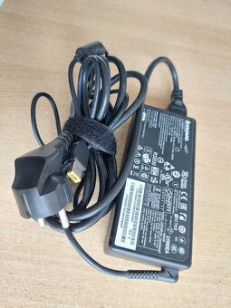 Napájecí adaptér Lenovo ADL135NDC3A 135W - 2