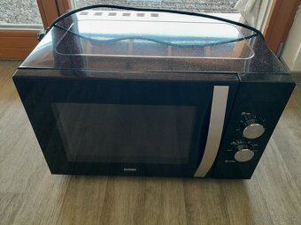 DOMO DO2431, prostorná 900w výkon. - 2