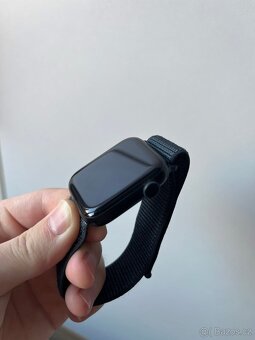 Hodinky Apple watch SE 2024 44mm - 2