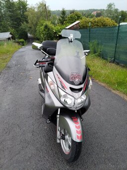 Suzuki burgman 400 - 2
