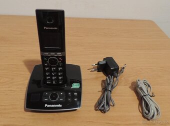Panasonic KX-TG 8061 FX B , záznamník , barevný displej - 2