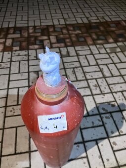 Acetylen 4kg, střední velikost - 2