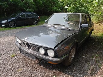 Bmw e28 528i - 2