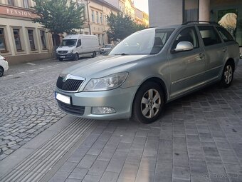 Škoda Octavia - 2