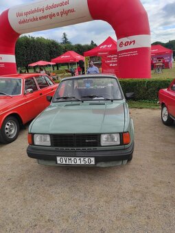 koupím motor blatníky díly škoda 120L M a zadní kapotu - 2