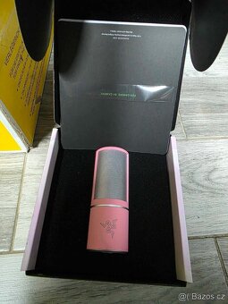 Razer Seiren X - Pink - 2