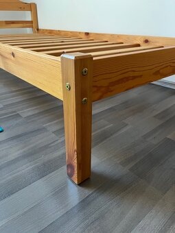 2x postel z masivu 90x200 a polohovací rošty - 2