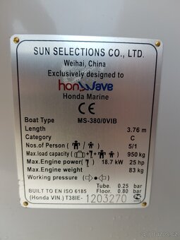Honwave motorový člun Honda T38-IE1 + motor - 2