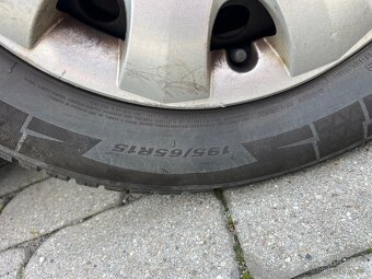 Škoda Octavia 2 Gumy s Diskama - 2