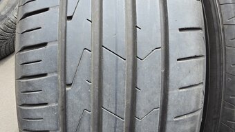 Letní pneu 215/55/17 Hankook - 2
