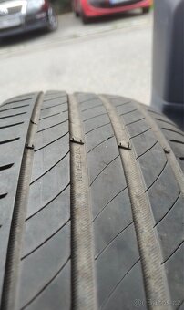 Pneumatiky 215/60 r17 - 2