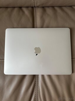 MacBook Air M1 2022 - 2