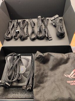 Asus Rog strix 1000G aura - 2