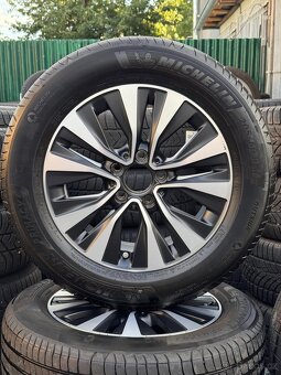 Originální kola Mercedes W247 W177 a další 205/60 R16 - 2
