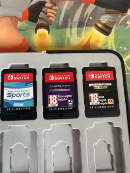 Hry na Nintendo switch - 2