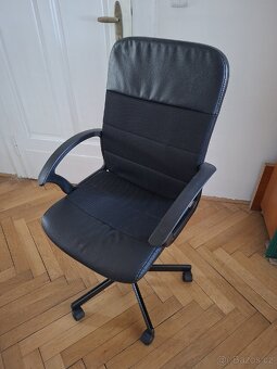 Kancelářská židle - 2