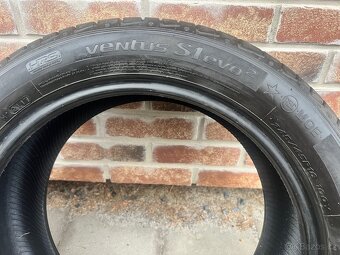 Prodám pneu Hankook 245/45 R18 Run Flat - 2