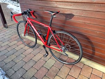 Prodám juniorské silniční kolo Fort - 2