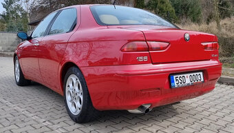 Alfa Romeo 156 2.5 V6 24V - 141 kW - 2