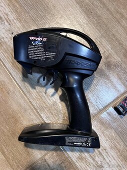 Vysílačka s přijímačem traxxas trx4 - 2