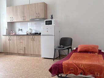 Přenechám pronájem bytu 1+kk spěcha - 2