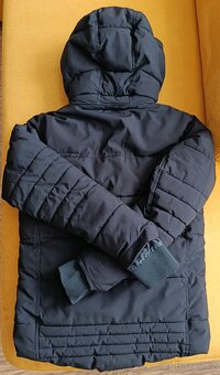 Zimní bunda značky CHAPTER - 2